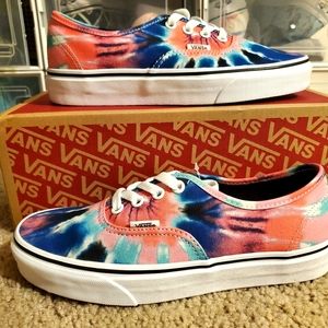 VANS AUTHENTIC TIE DYE WOMEN'S SIZE 7.5